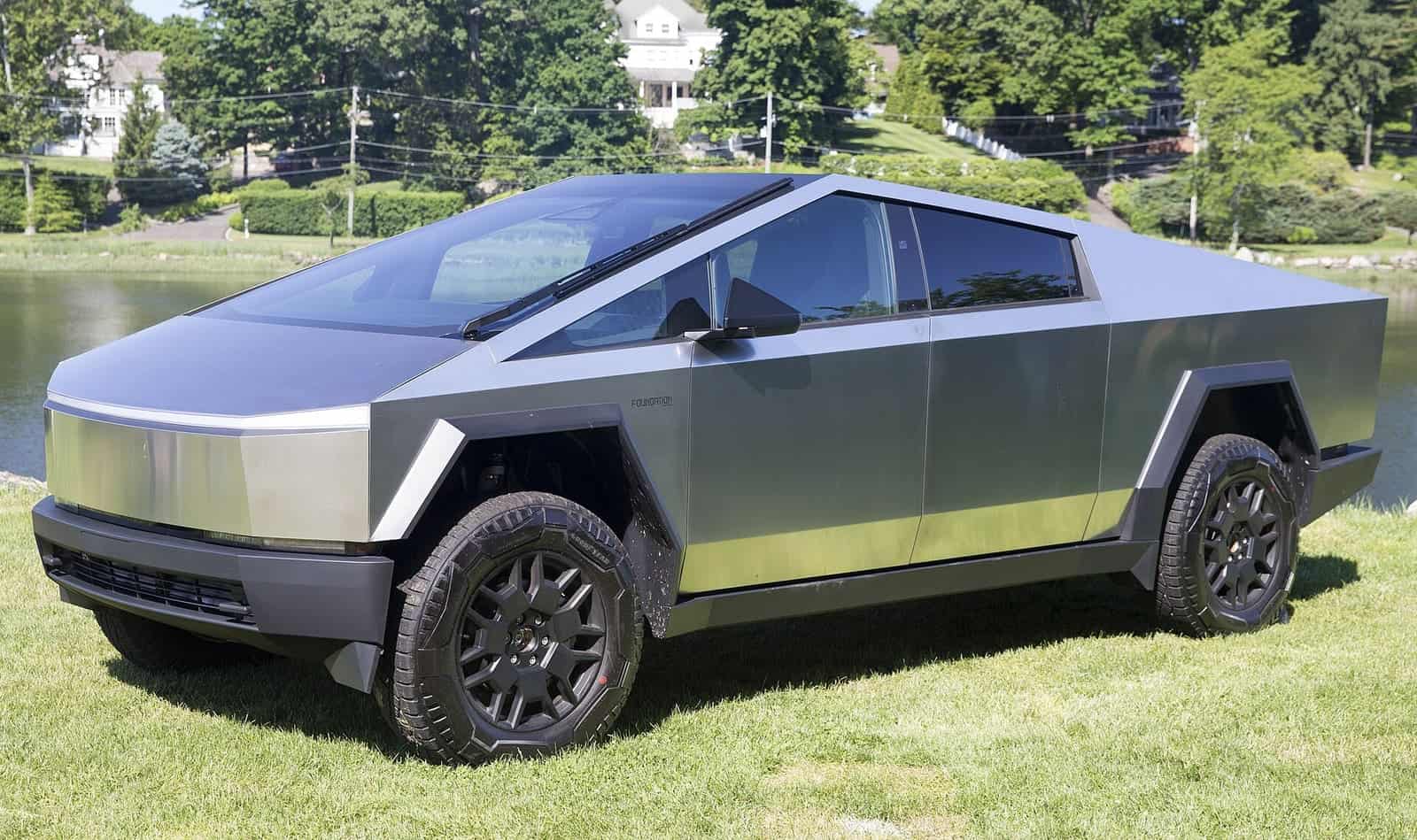 2026 Tesla Cybertruck